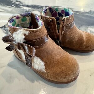 UGG Tan Kids Boots with Bow and Fleece